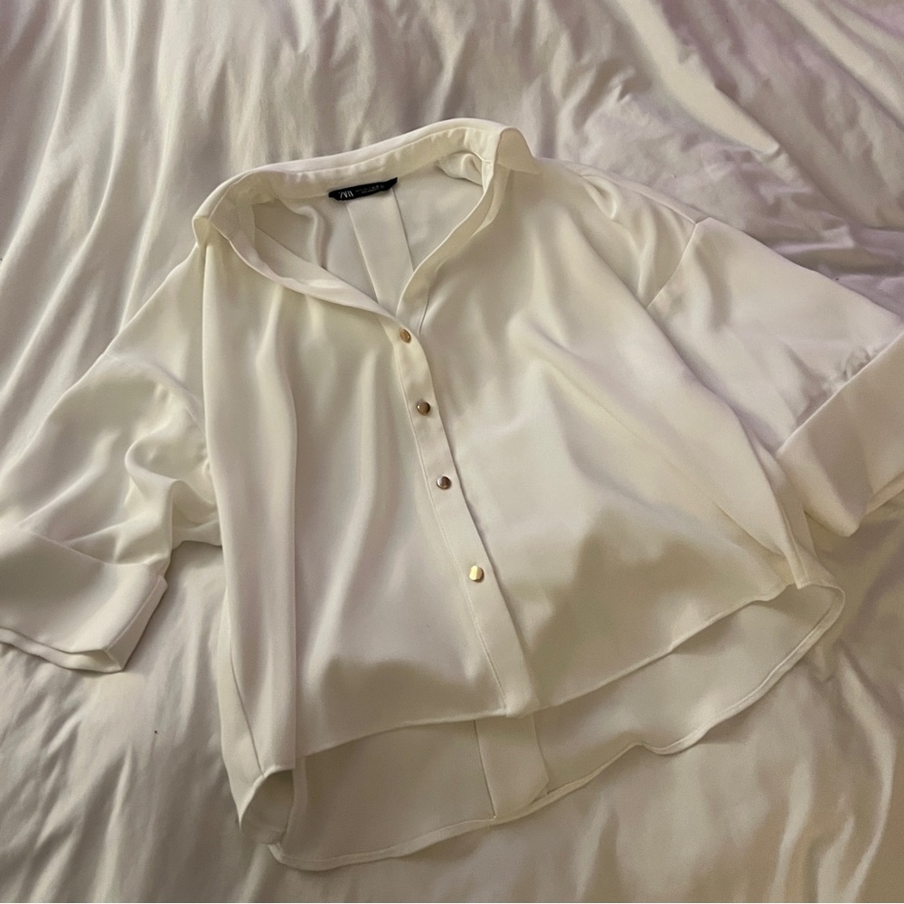 Gold Button Blouse - Picture 5 of 6